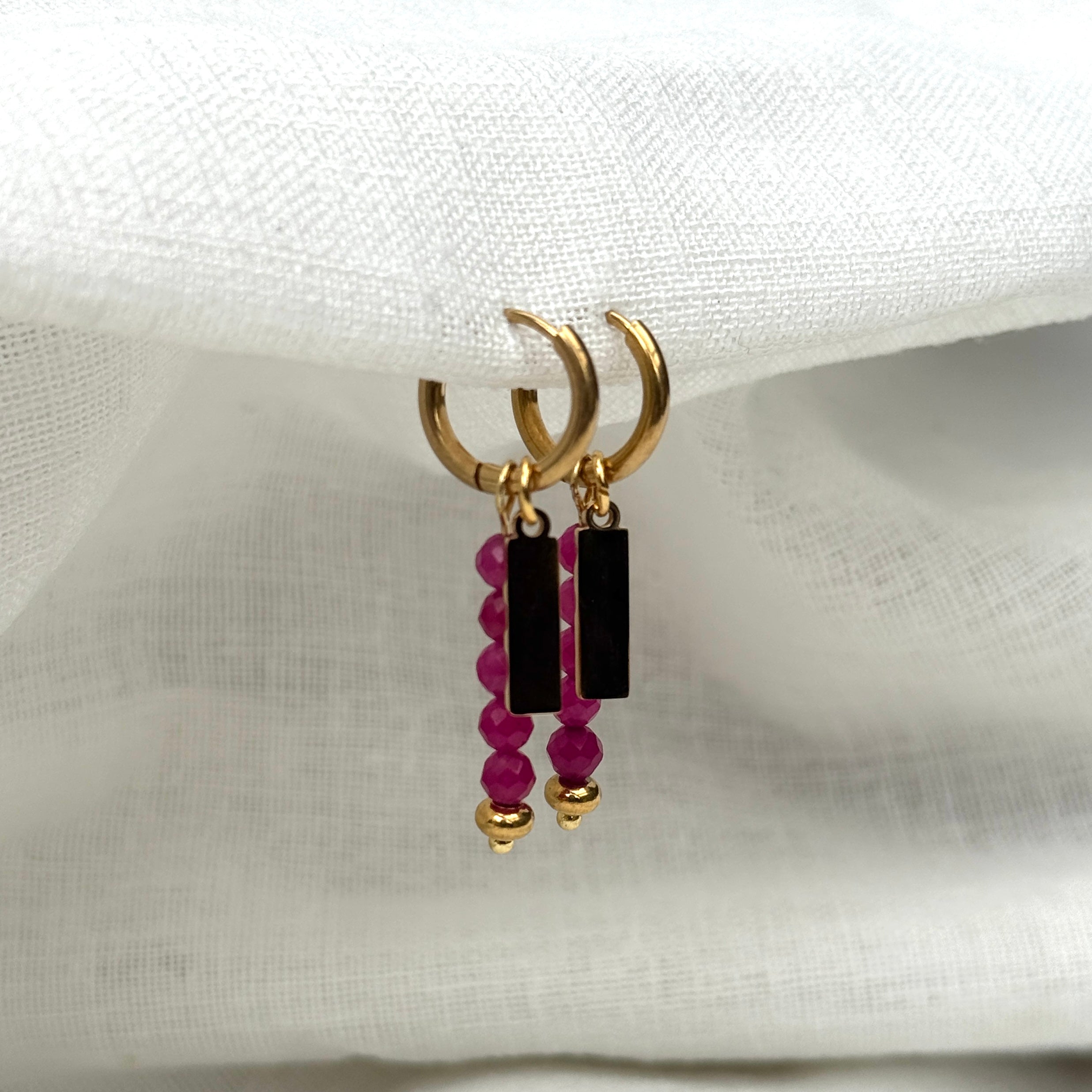 Liora  – Fuchsia Flame