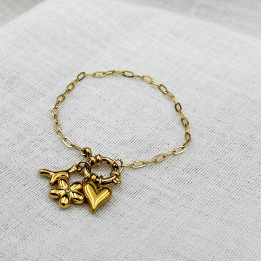 Golden Charm Armband