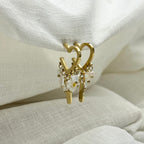 Oorbellen hangende hartjes met love bedels