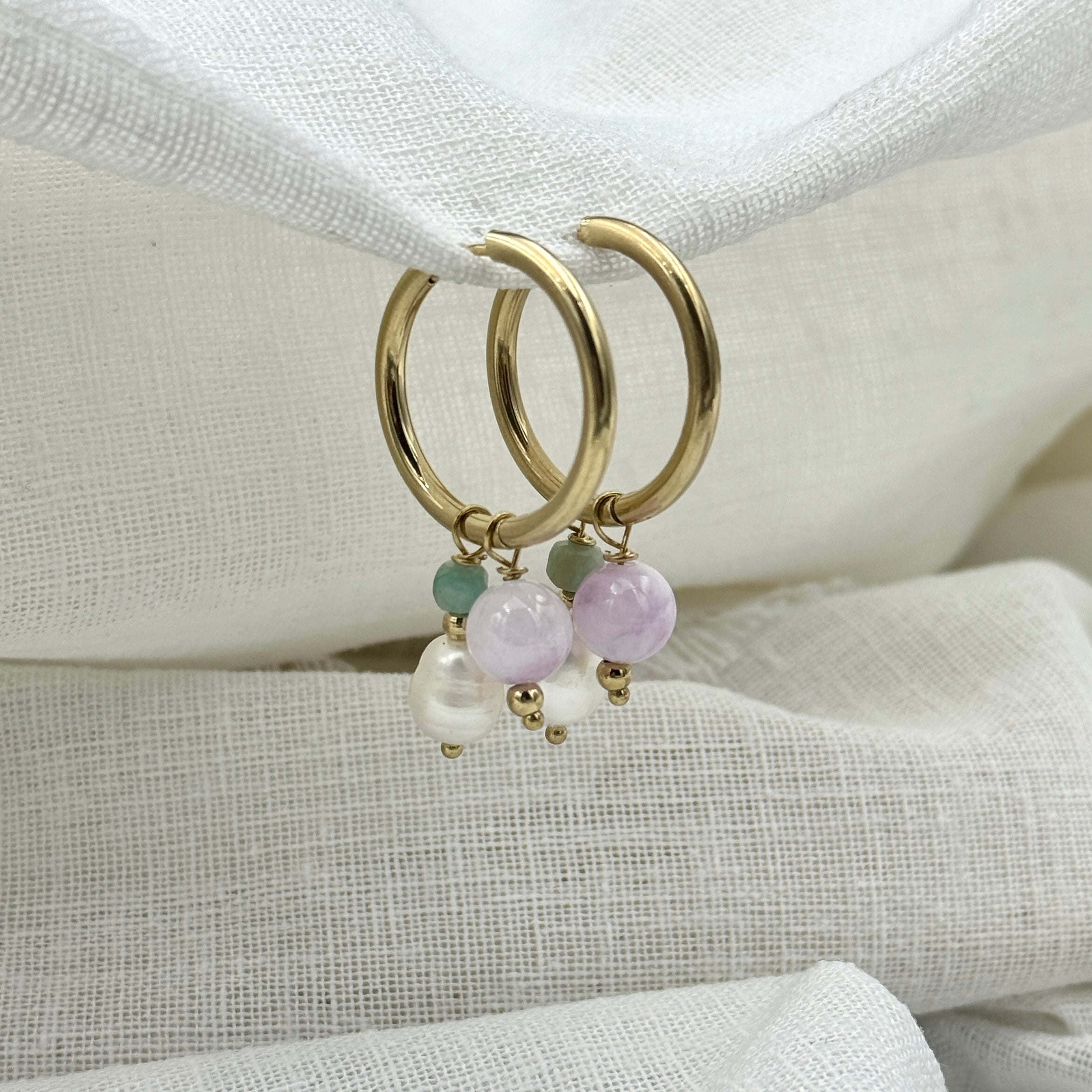 Oorbellen happy stone hoops