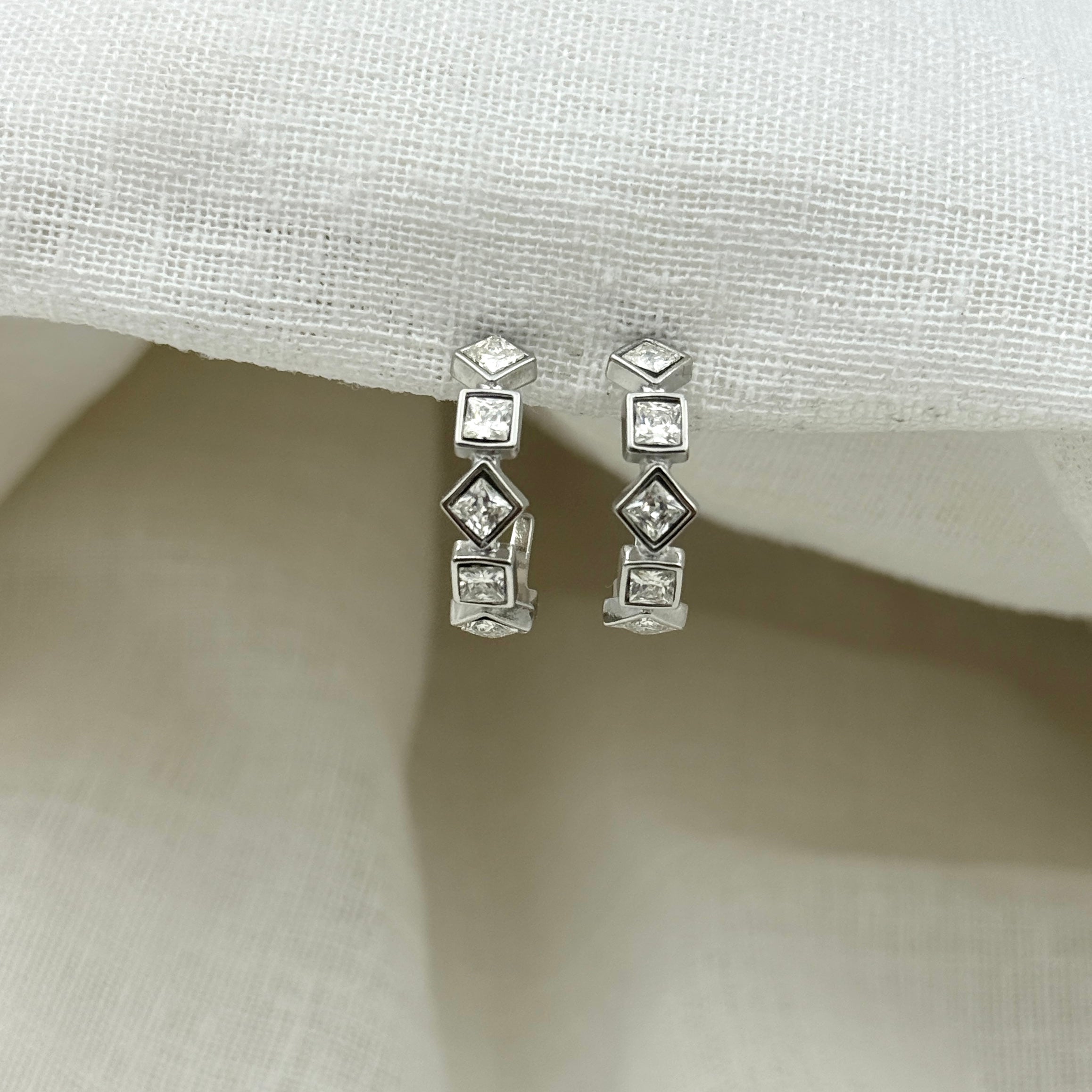 Oorbellen diamond ring