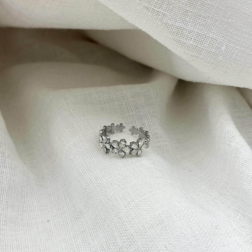 Ring Flower Row