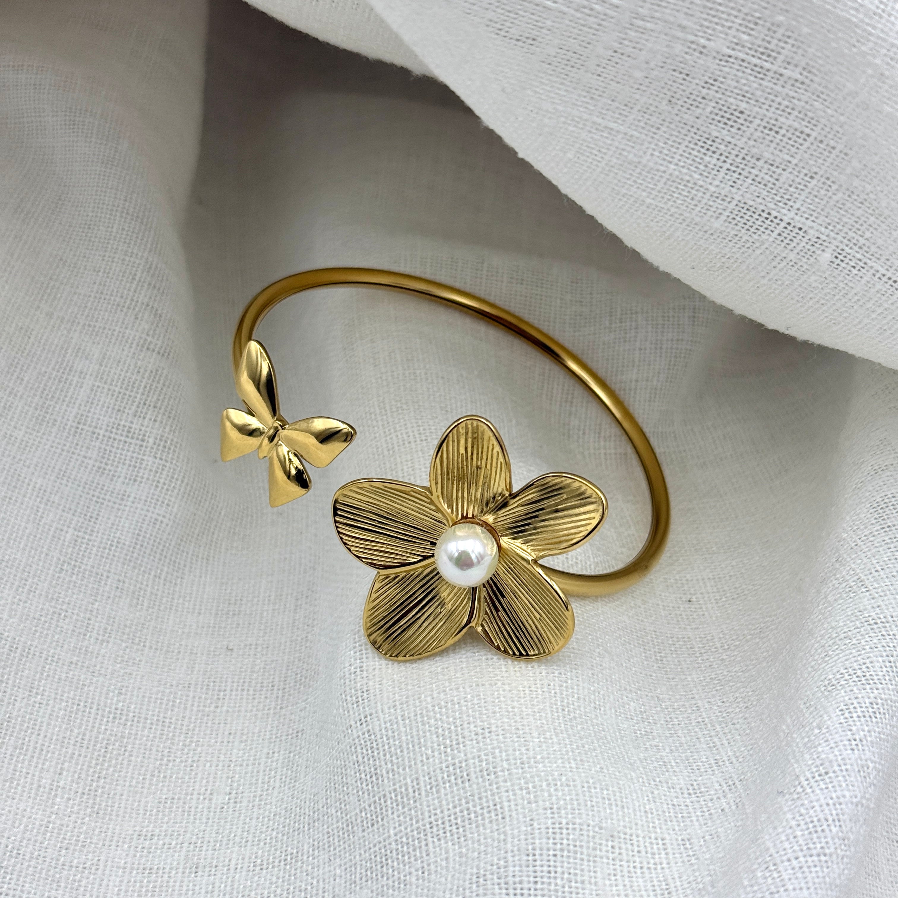 Bangle pearl