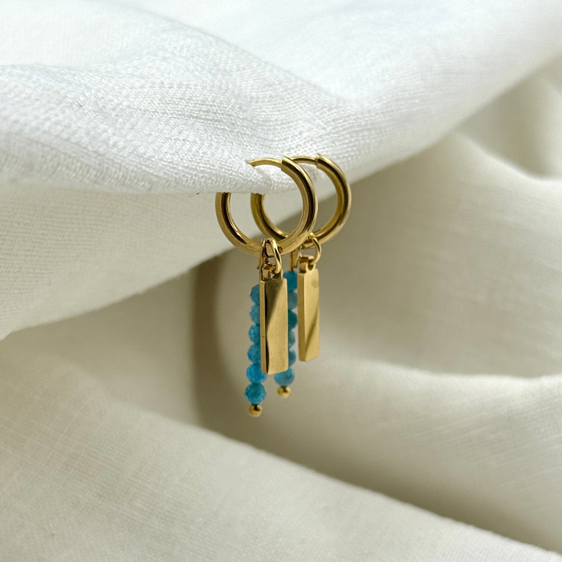 Oorbellen tropical light blue